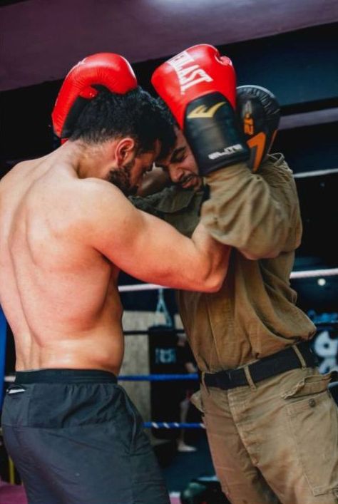 Pair of sparring gloves