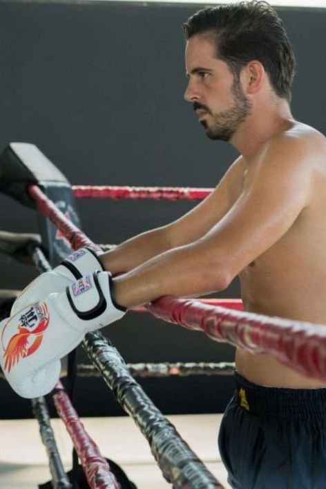Lightweight boxing shoes hero